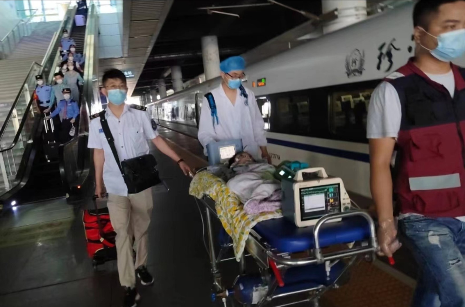 德昌县高铁转运公司